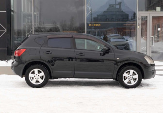 Подержанный автомобиль Nissan Qashqai 2007 года (4 фото)