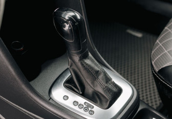 Подержанный автомобиль Volkswagen Polo Sedan 2012 года (14 фото)