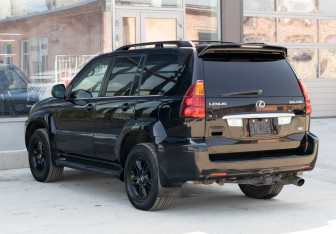 Подержанный автомобиль Lexus GX 2003 года (7 фото)