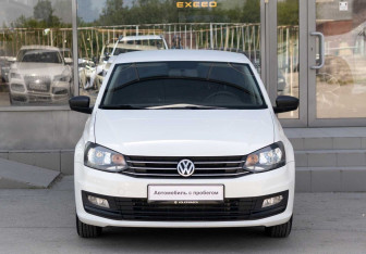 Подержанный автомобиль Volkswagen Polo Sedan 2019 года (2 фото)