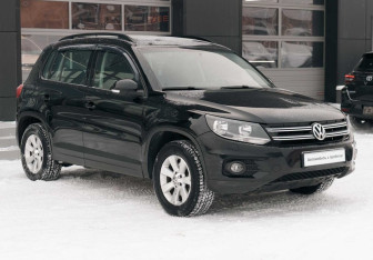 Подержанный автомобиль Volkswagen Tiguan 2012 года (3 фото)
