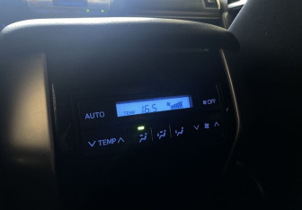 Подержанный автомобиль Toyota Land Cruiser Prado 2021 года (19 фото)