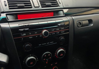 Подержанный автомобиль Mazda 3 Sedan 2008 года (8 фото)