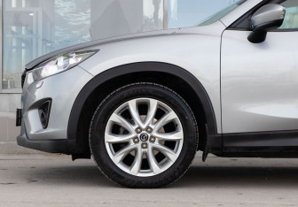 Подержанный автомобиль Mazda CX-5 2013 года (9 фото)