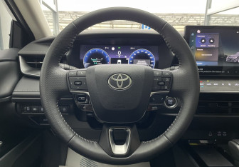 Новый Toyota Camry Sedan 2024 (14 фото)