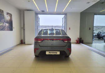Подержанный автомобиль Kia Rio Sedan 2020 года (5 фото)