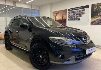 Подержанный автомобиль Nissan Murano Suv 2012 года (3 фото)