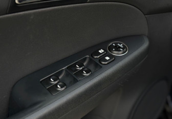 Подержанный автомобиль Hyundai i30 Hatchback 2011 года (15 фото)