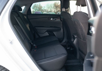 Подержанный автомобиль Kia Cerato Sedan 2020 года (19 фото)