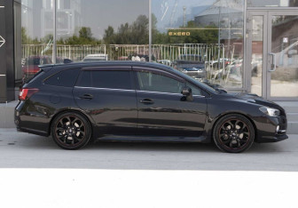 Подержанный автомобиль Subaru Levorg 2014 года (4 фото)