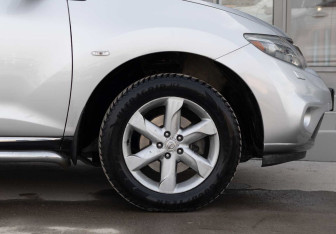 Подержанный автомобиль Nissan Murano Suv 2011 года (9 фото)