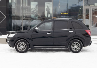 Подержанный автомобиль Lifan X60 2016 года (8 фото)