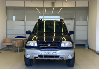 Подержанный автомобиль Suzuki Escudo 2000 года (2 фото)