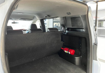 Подержанный автомобиль Honda Freed 2012 года (14 фото)