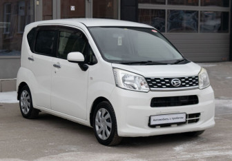 Подержанный автомобиль Daihatsu Move 2015 года (3 фото)