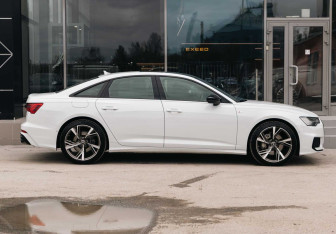 Подержанный автомобиль Audi A6 Sedan 2020 года (4 фото)
