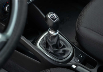 Подержанный автомобиль Kia Rio Sedan 2016 года (15 фото)