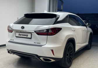 Подержанный автомобиль Lexus RX 2017 года (4 фото)