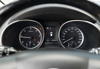 Подержанный автомобиль Hyundai Santa Fe 2017 года (13 фото)