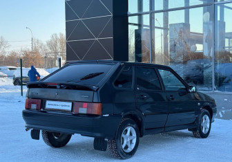 Подержанный автомобиль LADA (ВАЗ) 2114 2011 года (6 фото)
