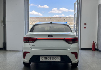 Подержанный автомобиль Kia Rio Sedan 2019 года (5 фото)