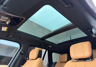 Подержанный автомобиль Land Rover Range Rover 2019 года (21 фото)
