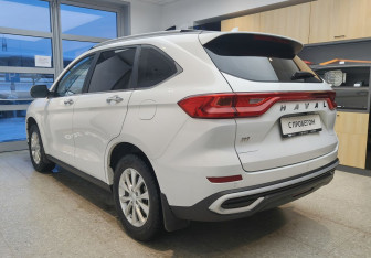 Подержанный автомобиль Haval M6 2023 года (7 фото)