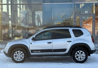 Подержанный автомобиль Renault Duster 2018 года (8 фото)