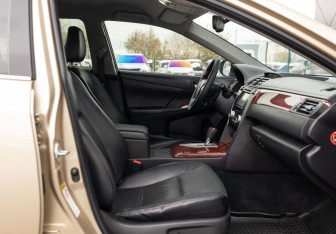 Подержанный автомобиль Toyota Camry Sedan 2012 года (21 фото)