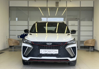 Подержанный автомобиль Geely Coolray 2023 года (2 фото)