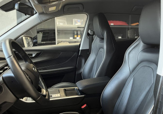 Подержанный автомобиль Chery Tiggo 4 2025 года (8 фото)