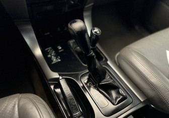 Подержанный автомобиль Toyota Land Cruiser Prado 2008 года (8 фото)