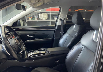 Подержанный автомобиль Hyundai Tucson 2022 года (12 фото)