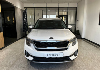 Подержанный автомобиль Kia Seltos 2021 года (3 фото)