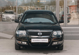 Подержанный автомобиль Nissan Almera Classic 2011 года (2 фото)