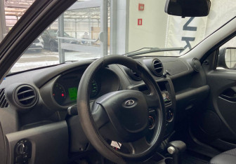 Подержанный автомобиль LADA (ВАЗ) Granta Sedan 2012 года (10 фото)