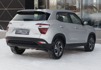 Подержанный автомобиль Hyundai Creta 2021 года (5 фото)