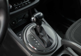 Подержанный автомобиль Kia Sportage 2011 года (15 фото)