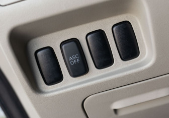 Подержанный автомобиль Mitsubishi Outlander 2008 года (18 фото)