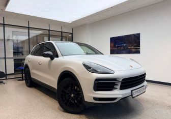 Подержанный автомобиль Porsche Cayenne 2019 года (4 фото)