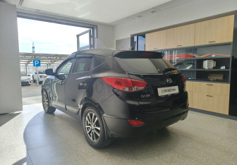 Подержанный автомобиль Hyundai ix35 2014 года (6 фото)