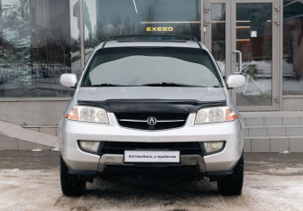 Подержанный автомобиль Acura MDX 2001 года (2 фото)