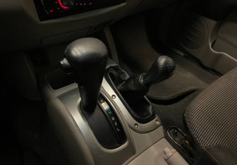 Подержанный автомобиль Mitsubishi L200 2007 года (11 фото)