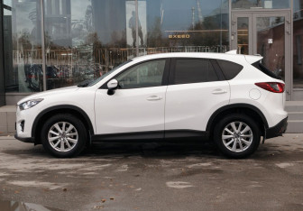 Подержанный автомобиль Mazda CX-5 2016 года (8 фото)