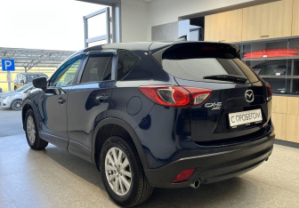 Подержанный автомобиль Mazda CX-5 2015 года (6 фото)