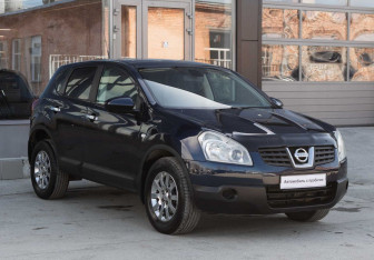 Подержанный автомобиль Nissan Qashqai 2008 года (3 фото)