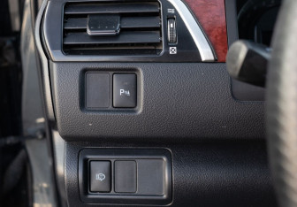 Подержанный автомобиль Toyota Camry Sedan 2012 года (18 фото)