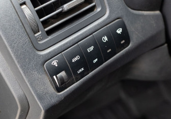 Подержанный автомобиль Hyundai Tucson 2008 года (16 фото)