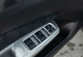 Подержанный автомобиль Subaru Forester Suv 2008 года (17 фото)