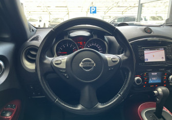 Подержанный автомобиль Nissan Juke 2013 года (10 фото)
